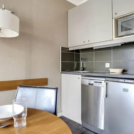 Guestready - Studio Cosy Pres Du Metro Issy-les-Moulineaux Exterior photo