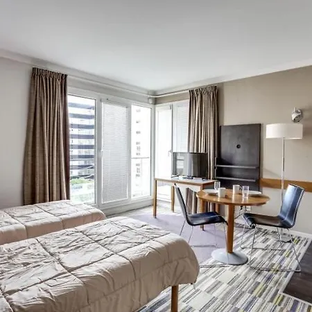 Guestready - Studio Cosy Pres Du Metro Issy-les-Moulineaux Exterior photo